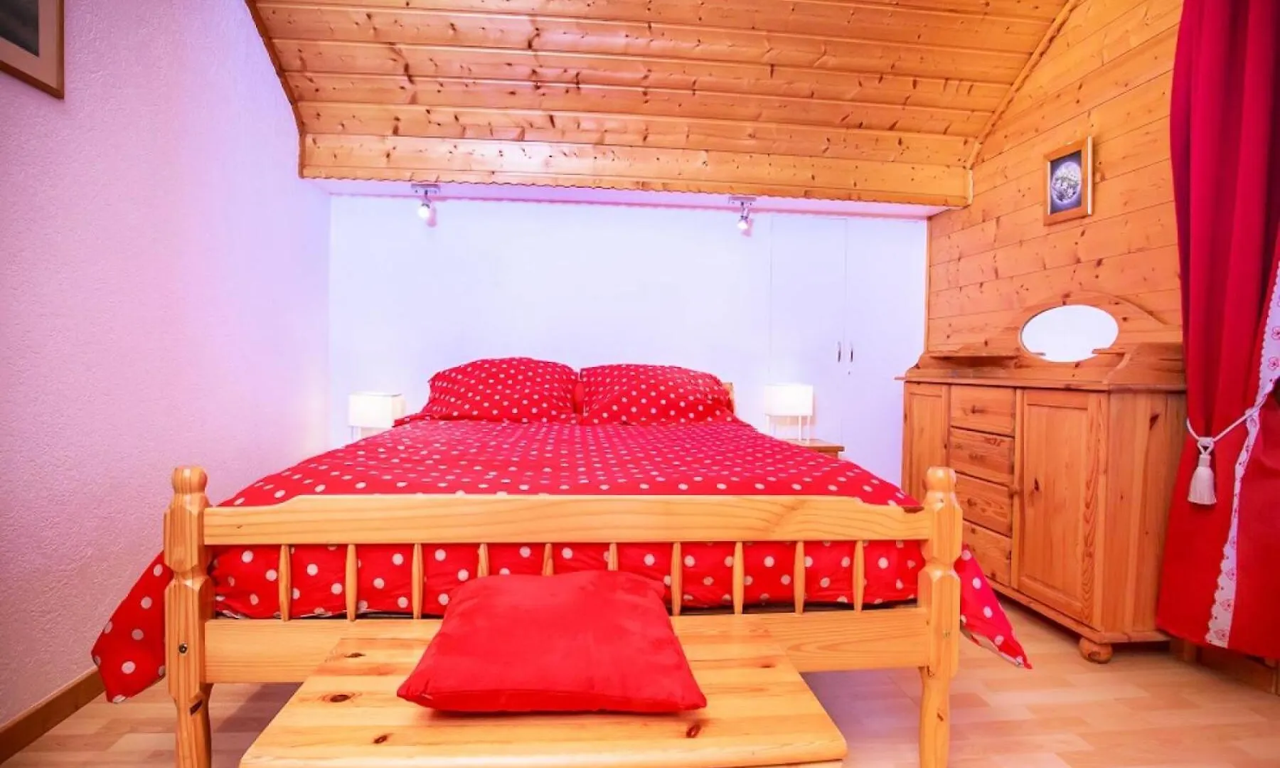 Chalet A La Chapelle D'Abondance Proche Pistes - 10 Pieces 20 Personnes Mae-8779 Apartment France